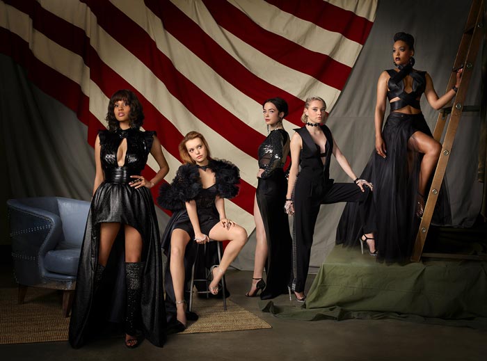 女巫前线第一季/全集Motherland