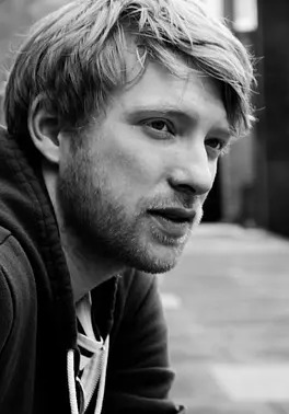 多姆纳尔·格里森 Domhnall Gleeson