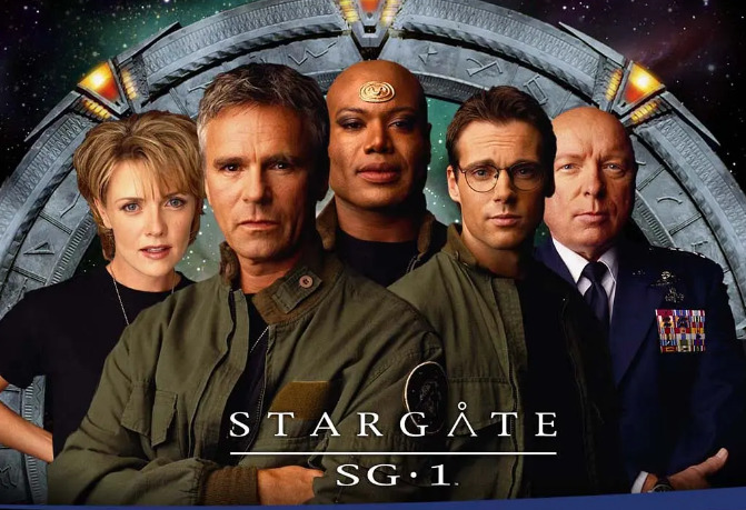 星际之门 SG-1 第一季 的海报